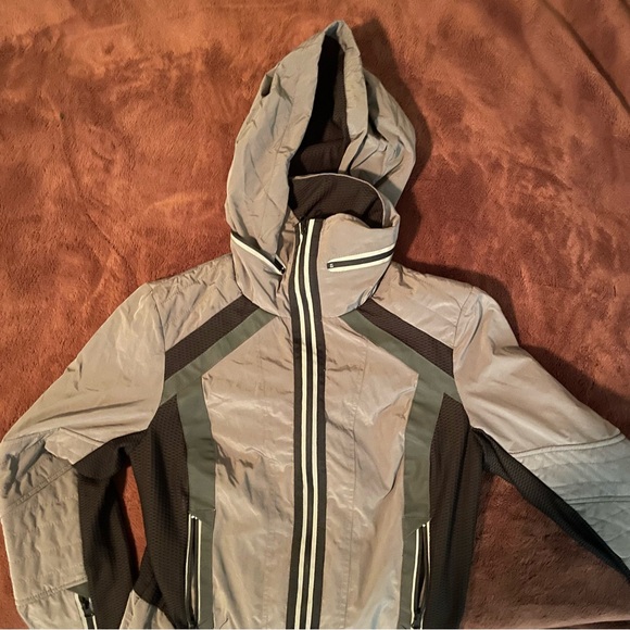 Blanc Noir brand women’s small athletic athleisure short jacket like new - Picture 12 of 13